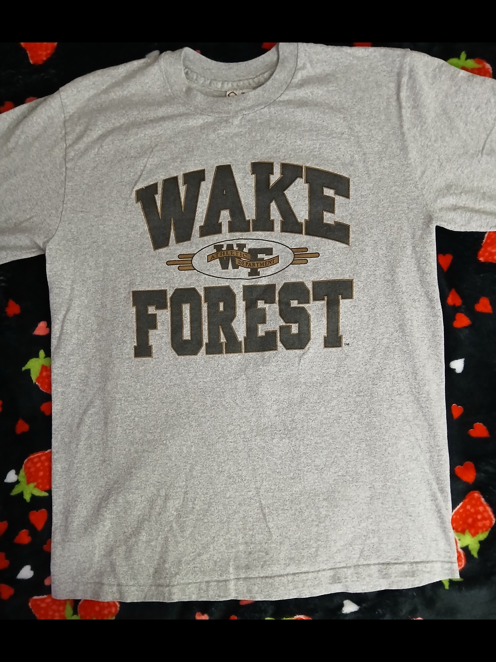 Men's Vintage Wake Forest Athletic Department T-shirt. Size L.#demondeacons.